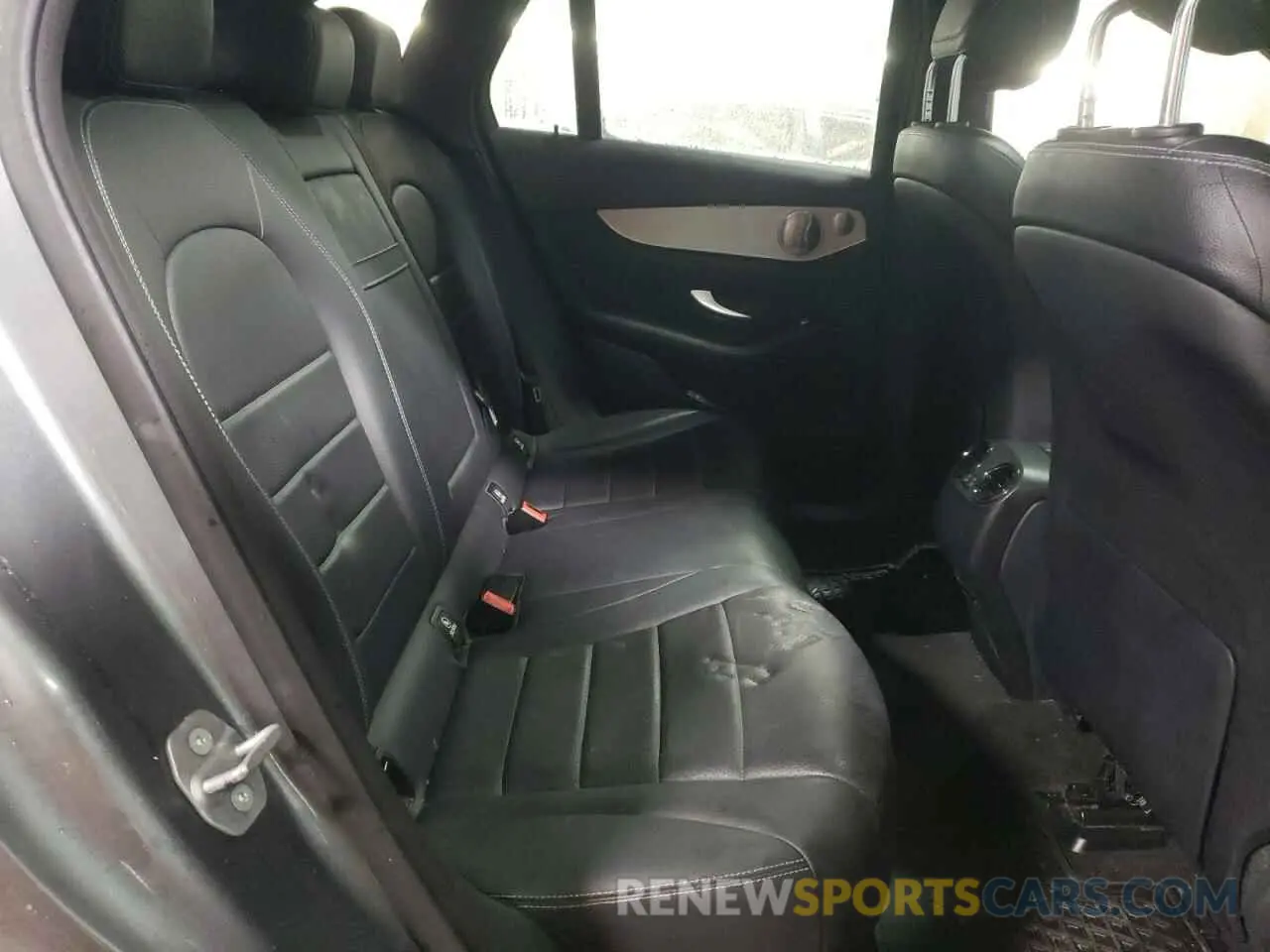 10 Фотография поврежденного автомобиля WDC0G5EB6KF593831 MERCEDES-BENZ GLC-CLASS 2019