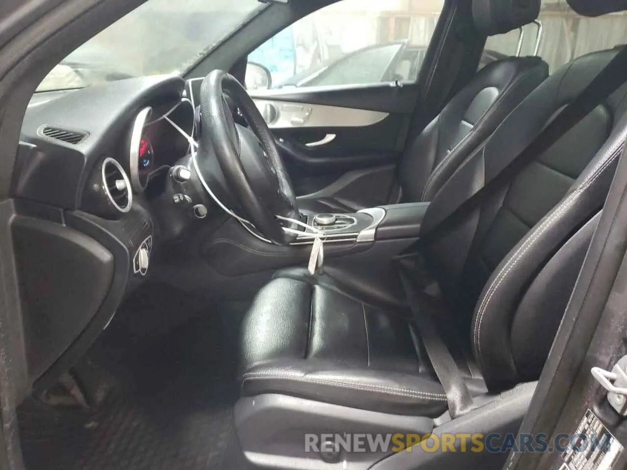 7 Фотография поврежденного автомобиля WDC0G5EB6KF593831 MERCEDES-BENZ GLC-CLASS 2019