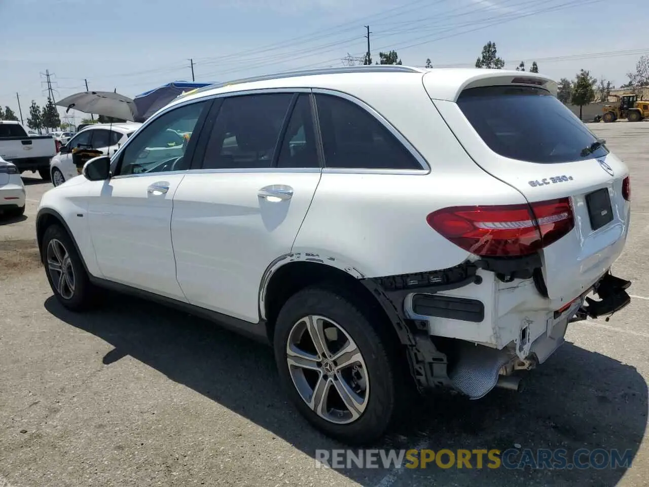 2 Photograph of a damaged car WDC0G5EB7KF574673 MERCEDES-BENZ GLC-CLASS 2019