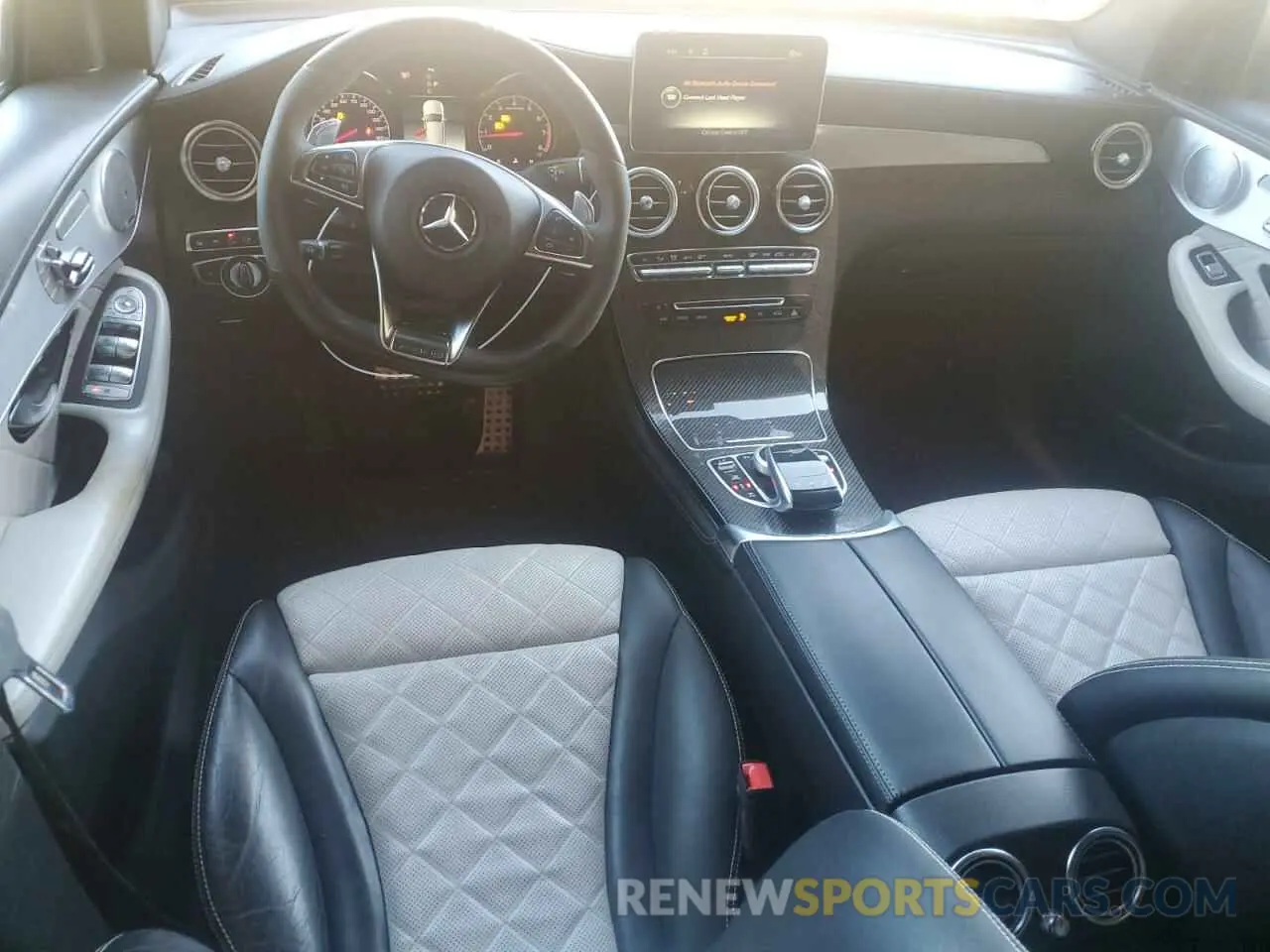 8 Фотография поврежденного автомобиля WDC0G6EB4KF506112 MERCEDES-BENZ GLC-CLASS 2019