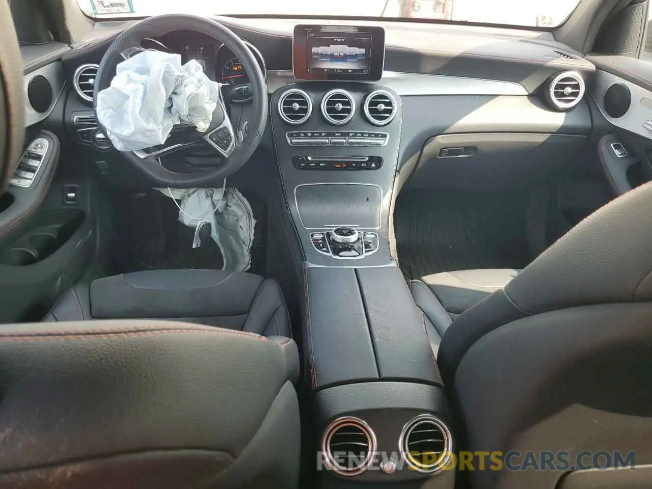 8 Photograph of a damaged car WDC0G6EB8KF659074 MERCEDES-BENZ GLC-CLASS 2019