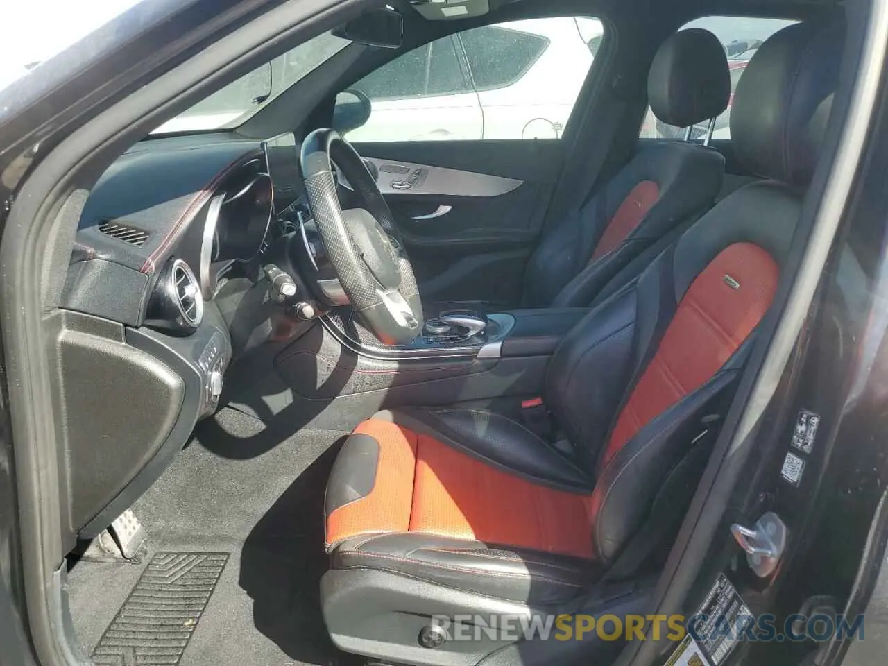7 Photograph of a damaged car WDC0G8JB0KF494851 MERCEDES-BENZ GLC-CLASS 2019