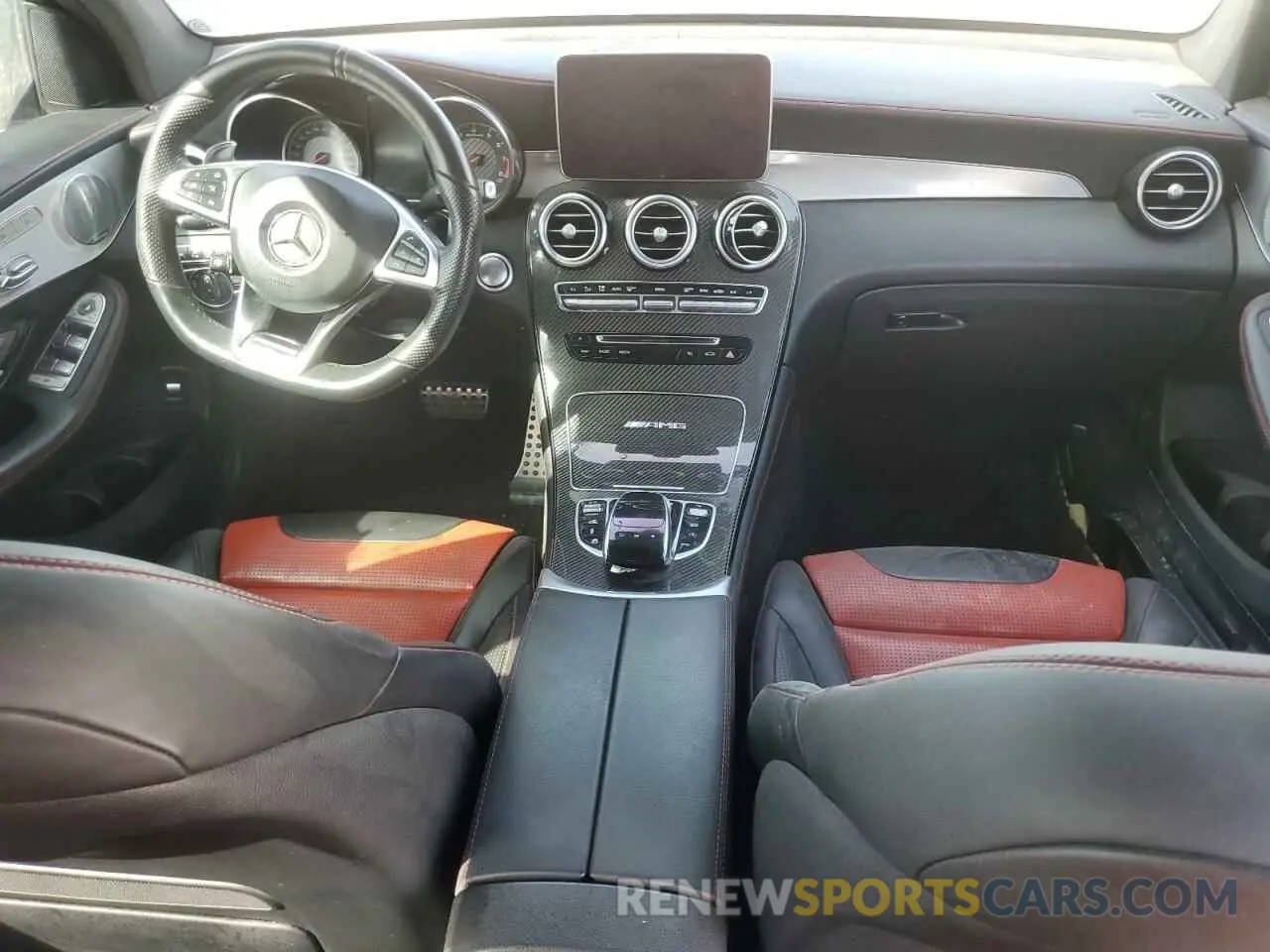 8 Photograph of a damaged car WDC0G8JB0KF494851 MERCEDES-BENZ GLC-CLASS 2019
