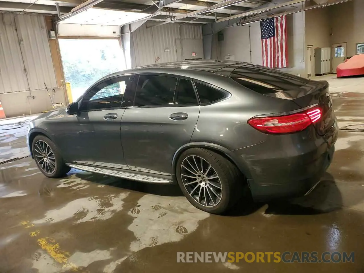 2 Photograph of a damaged car WDC0J4KB0KF579312 MERCEDES-BENZ GLC-CLASS 2019