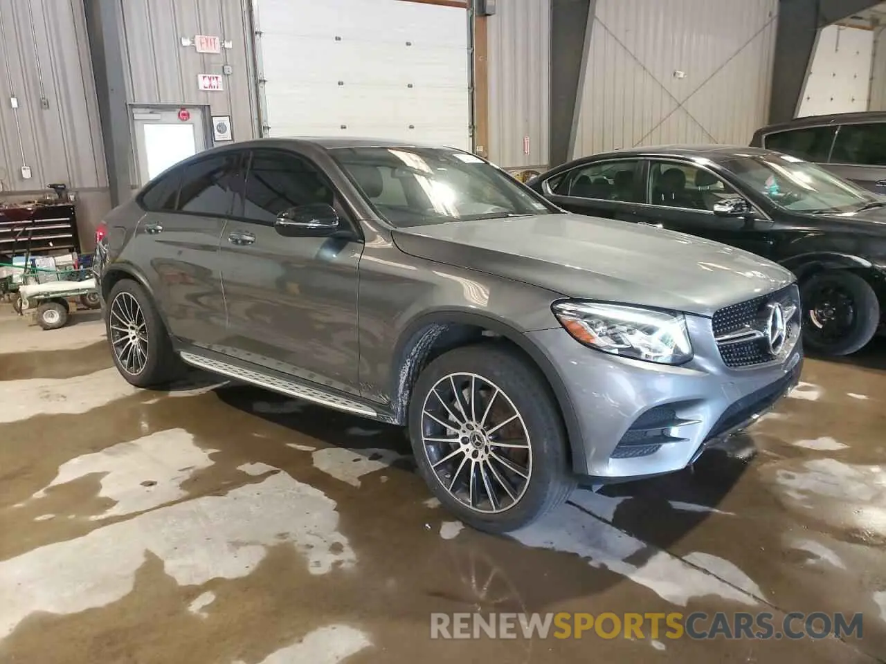 4 Photograph of a damaged car WDC0J4KB0KF579312 MERCEDES-BENZ GLC-CLASS 2019