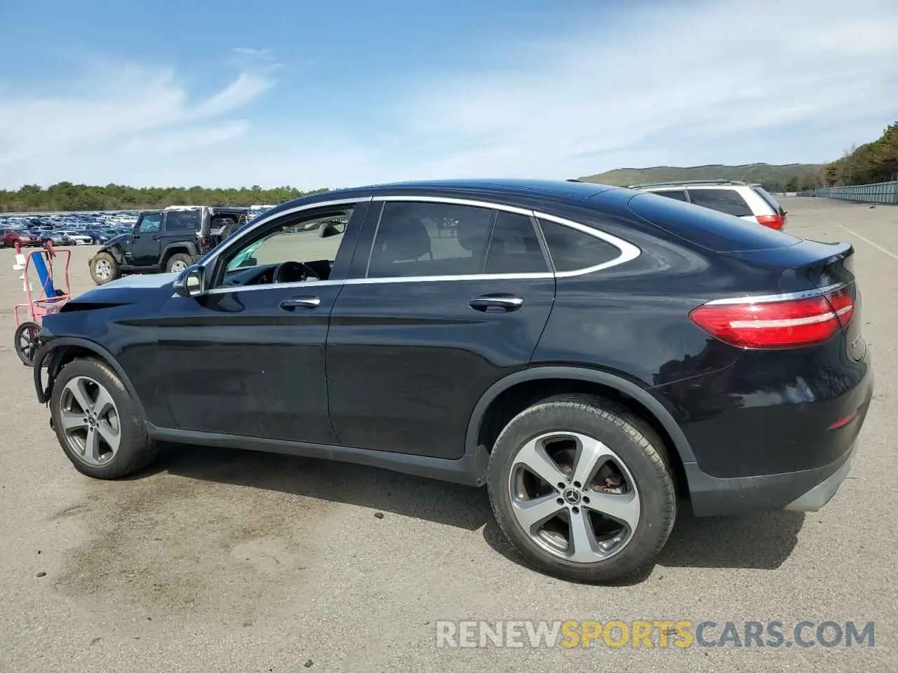 2 Фотография поврежденного автомобиля WDC0J4KB2KF578081 MERCEDES-BENZ GLC-CLASS 2019