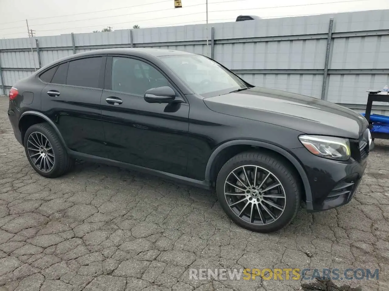 4 Photograph of a damaged car WDC0J4KB2KF663938 MERCEDES-BENZ GLC-CLASS 2019
