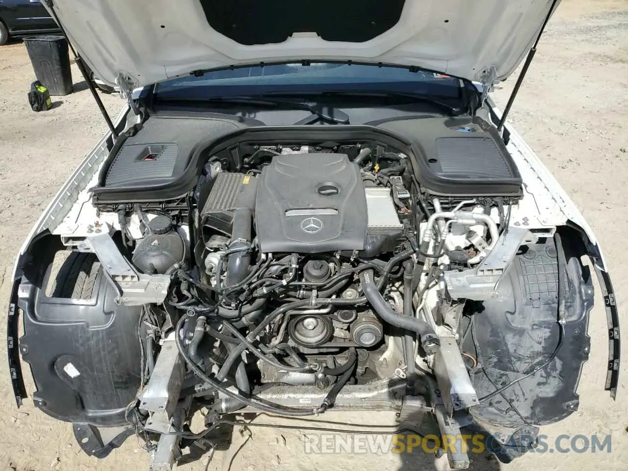 11 Photograph of a damaged car WDC0J4KB6KF562028 MERCEDES-BENZ GLC-CLASS 2019
