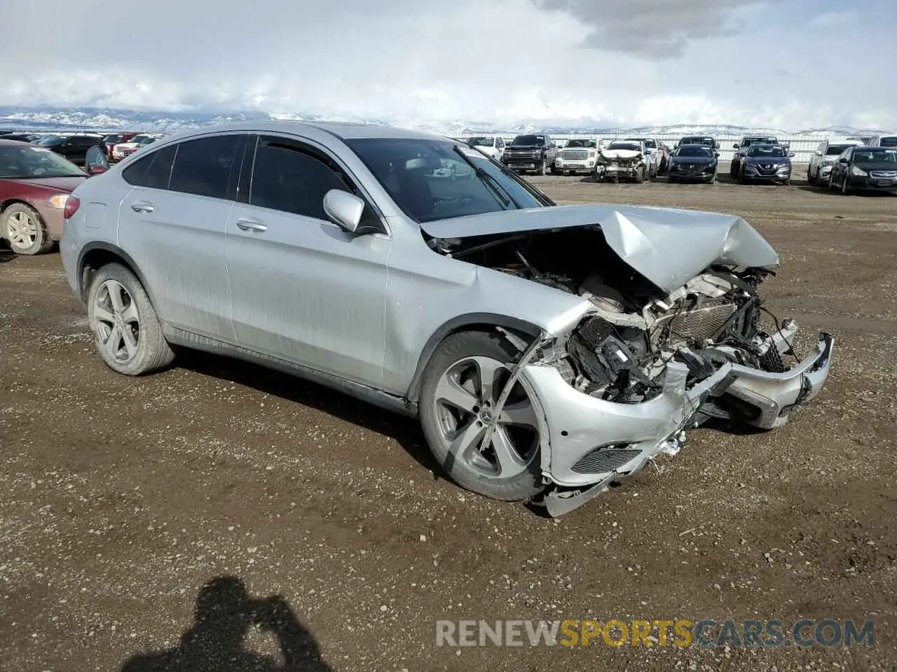 4 Фотография поврежденного автомобиля WDC0J4KB8KF577694 MERCEDES-BENZ GLC-CLASS 2019