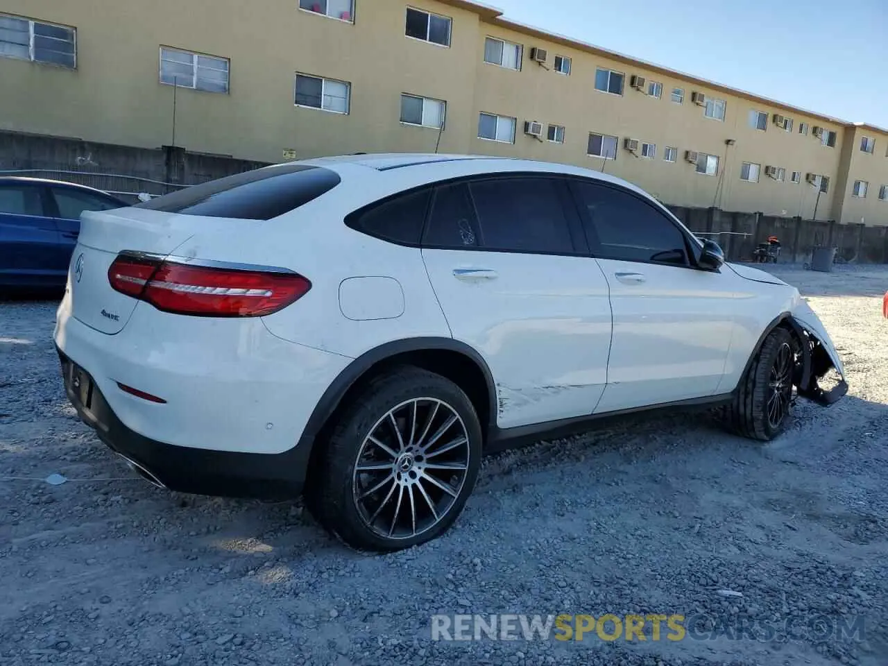 3 Фотография поврежденного автомобиля WDC0J4KB9KF624621 MERCEDES-BENZ GLC-CLASS 2019