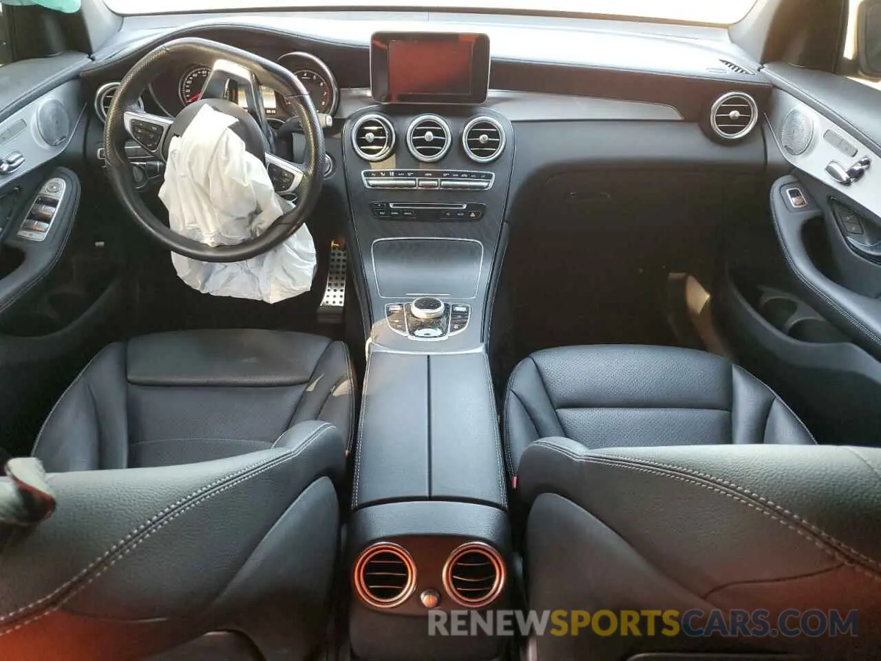 8 Фотография поврежденного автомобиля WDC0J4KB9KF624621 MERCEDES-BENZ GLC-CLASS 2019