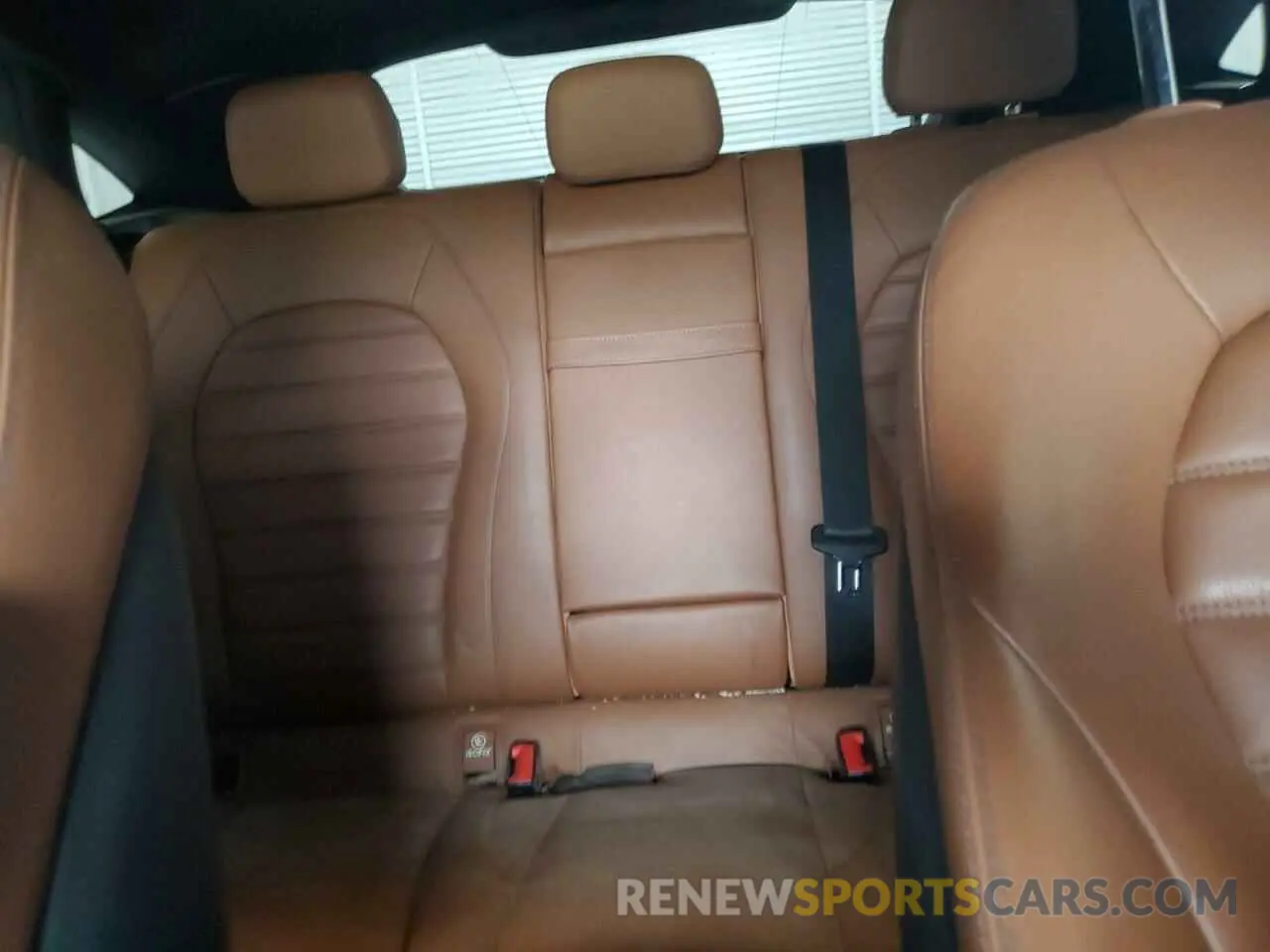 10 Photograph of a damaged car WDC0J4KBXKF600277 MERCEDES-BENZ GLC-CLASS 2019