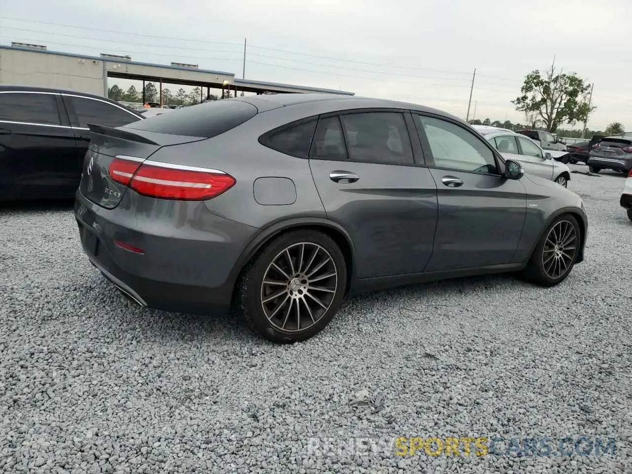 3 Фотография поврежденного автомобиля WDC0J6EB5KF499723 MERCEDES-BENZ GLC-CLASS 2019