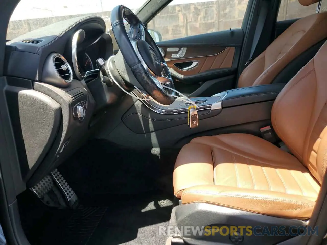 7 Фотография поврежденного автомобиля W1N0G6EB7LV233074 MERCEDES-BENZ GLC-CLASS 2020