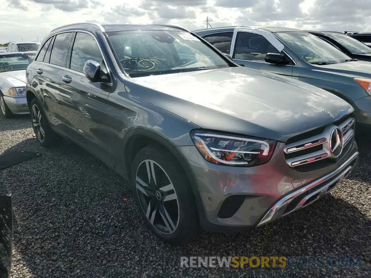 4 Фотография поврежденного автомобиля W1N0G8DB0LF771851 MERCEDES-BENZ GLC-CLASS 2020