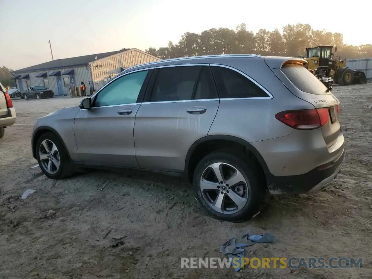 2 Фотография поврежденного автомобиля W1N0G8DB3LF831752 MERCEDES-BENZ GLC-CLASS 2020
