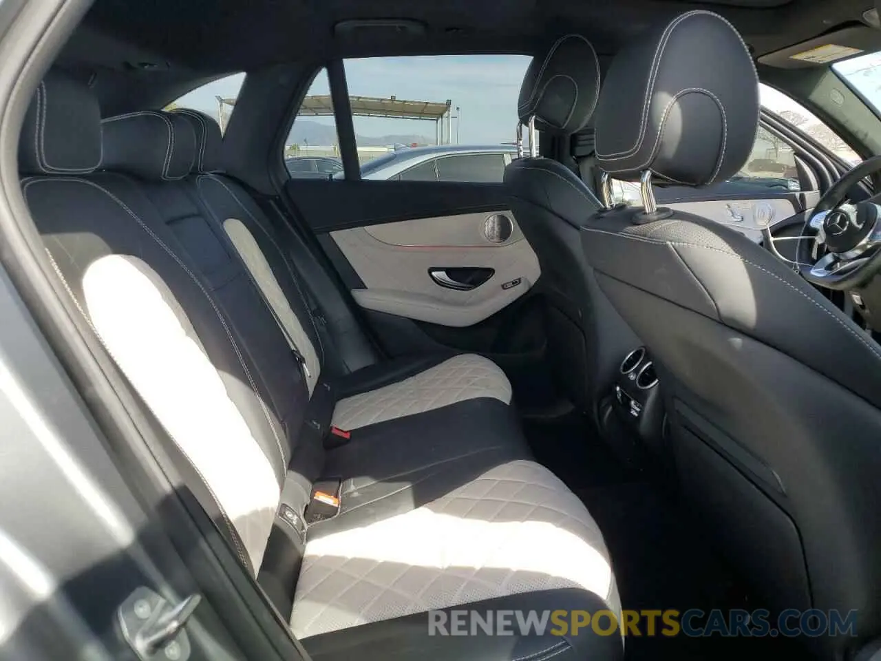 11 Photograph of a damaged car W1N0G8DB5LF811454 MERCEDES-BENZ GLC-CLASS 2020