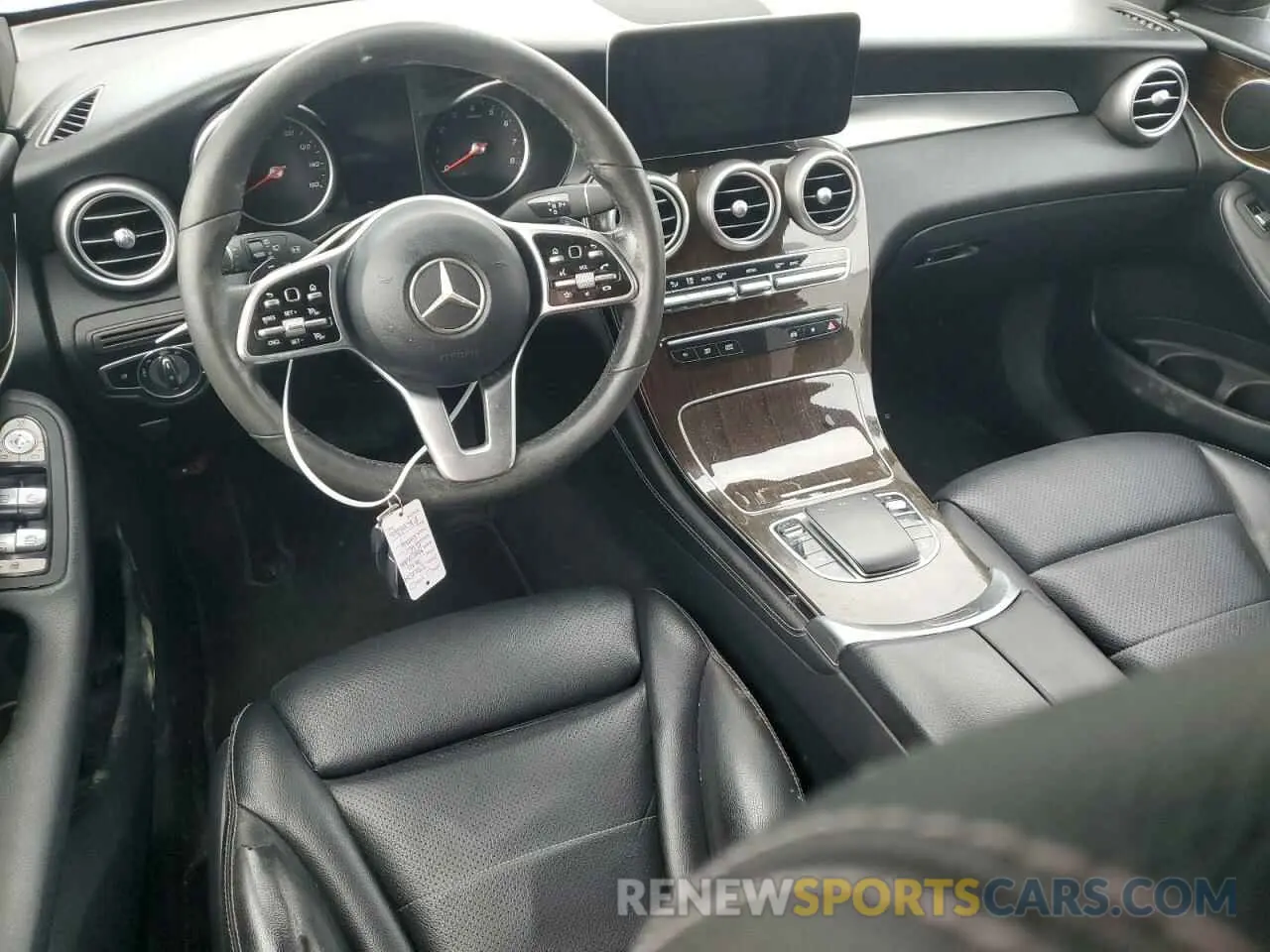 8 Photograph of a damaged car W1N0G8DB7LF790574 MERCEDES-BENZ GLC-CLASS 2020