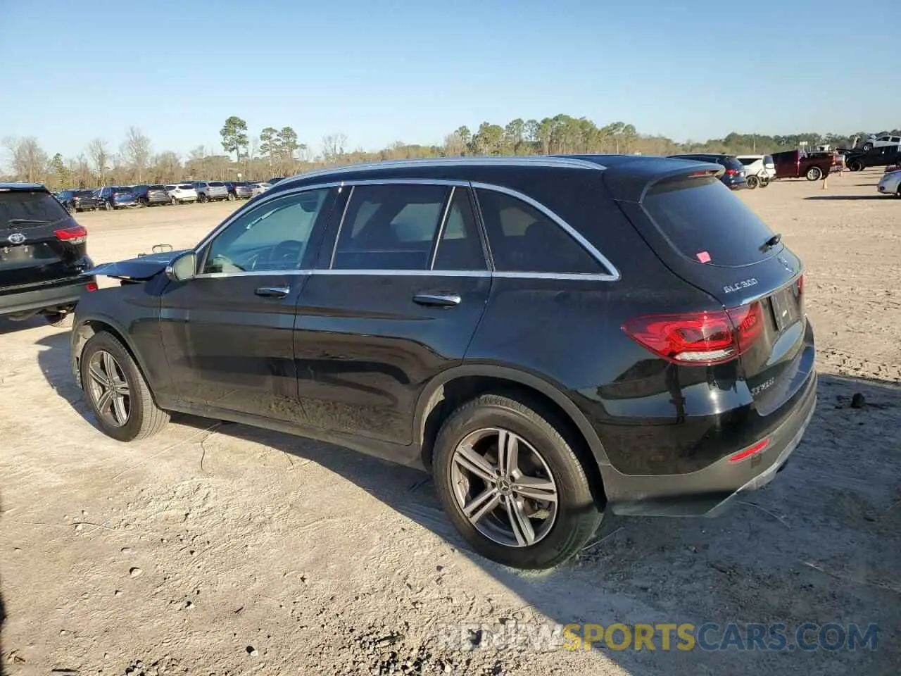 2 Photograph of a damaged car W1N0G8DB9LF773162 MERCEDES-BENZ GLC-CLASS 2020