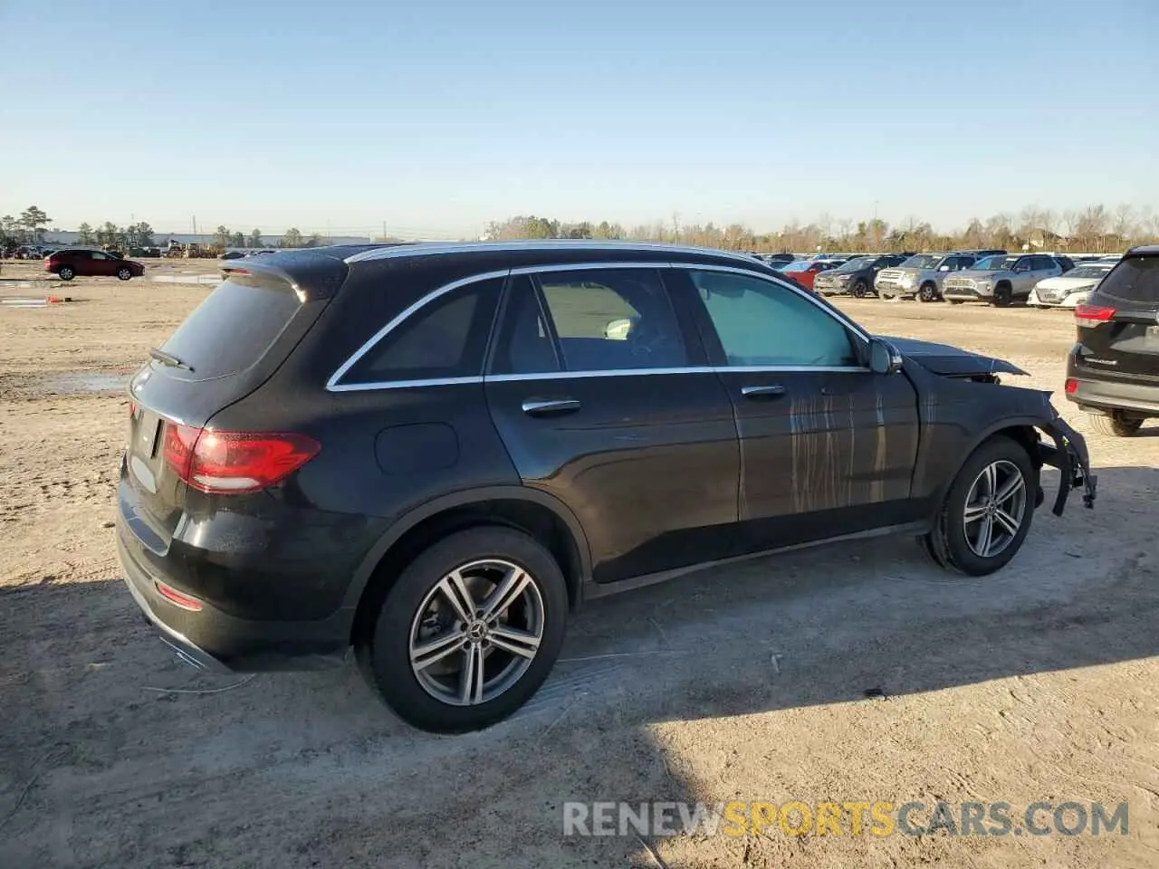 3 Photograph of a damaged car W1N0G8DB9LF773162 MERCEDES-BENZ GLC-CLASS 2020