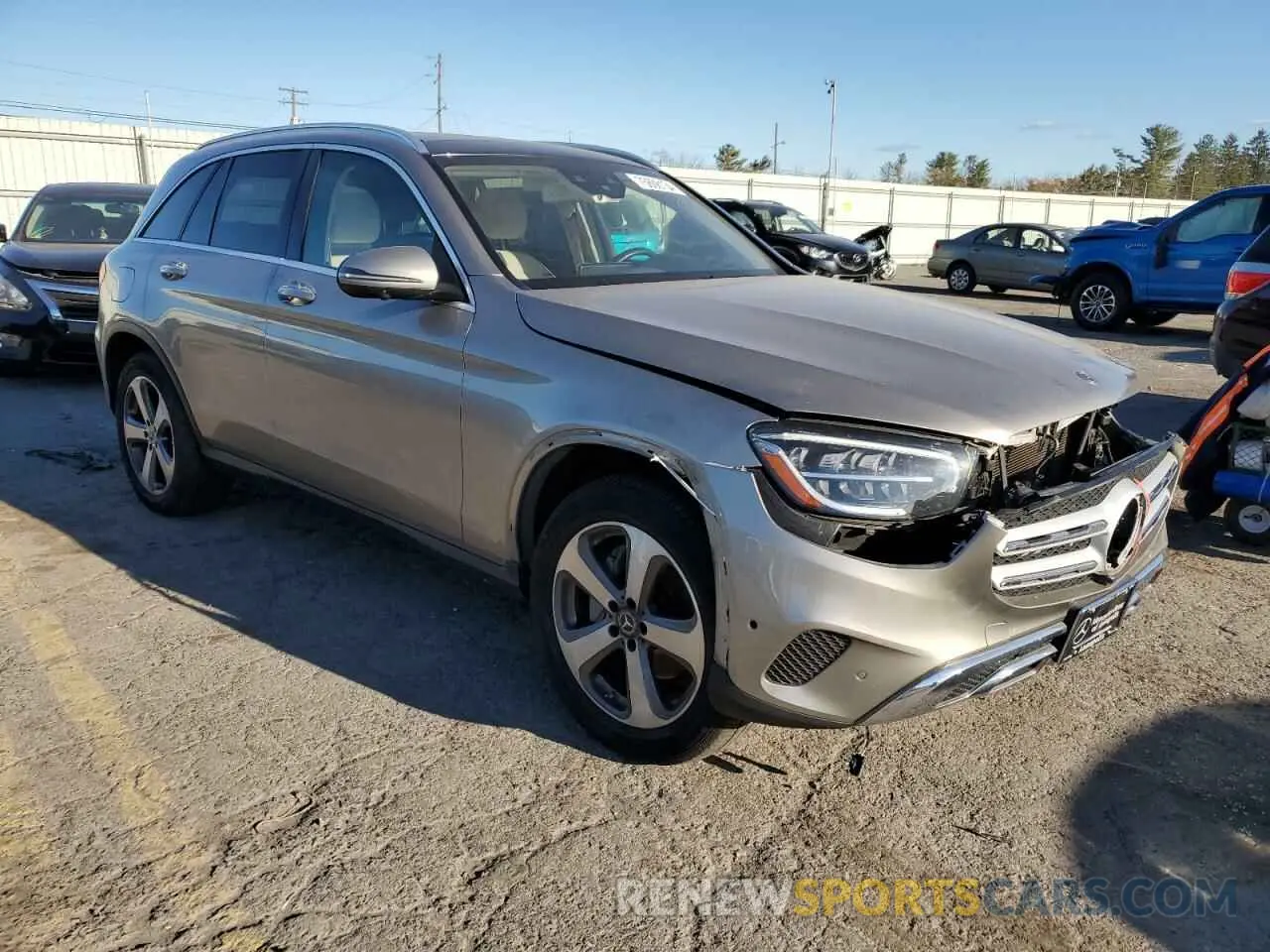 4 Фотография поврежденного автомобиля W1N0G8EB2LF763801 MERCEDES-BENZ GLC-CLASS 2020