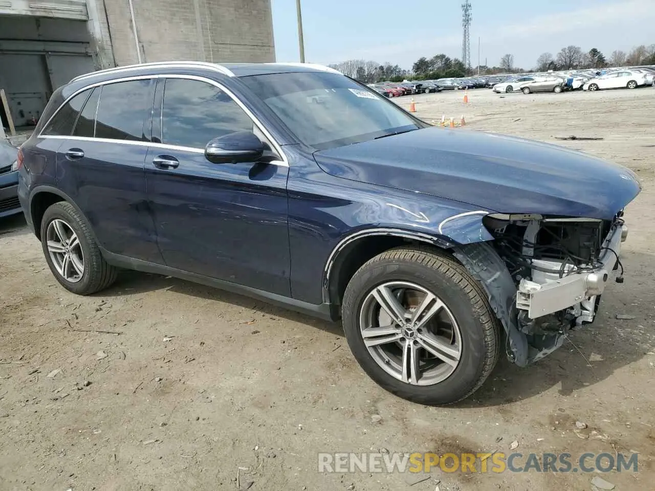 4 Фотография поврежденного автомобиля W1N0G8EB6LF808755 MERCEDES-BENZ GLC-CLASS 2020