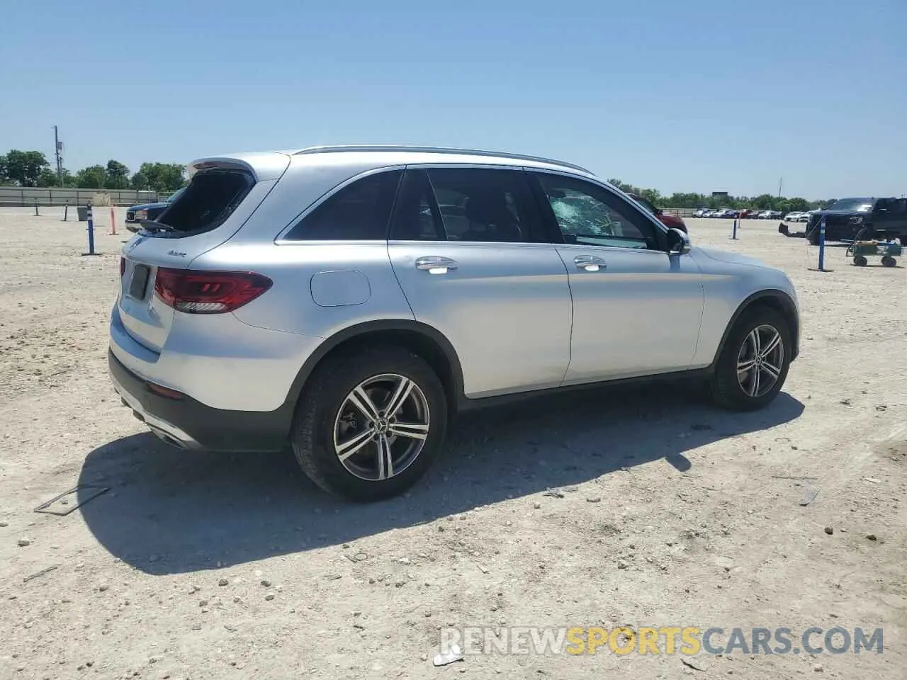 3 Фотография поврежденного автомобиля W1N0G8EB6LF815253 MERCEDES-BENZ GLC-CLASS 2020