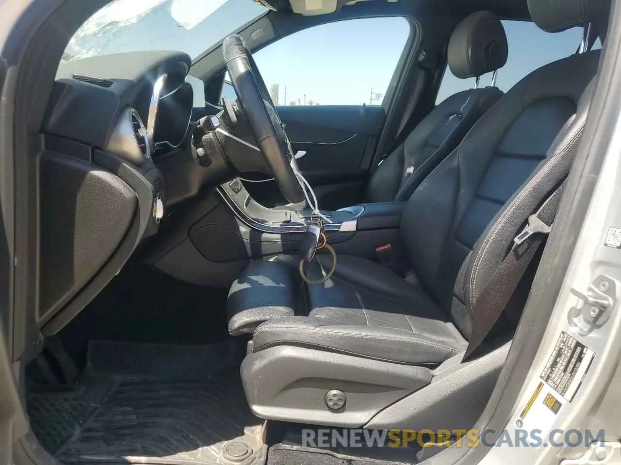7 Фотография поврежденного автомобиля W1N0G8EB6LF815253 MERCEDES-BENZ GLC-CLASS 2020