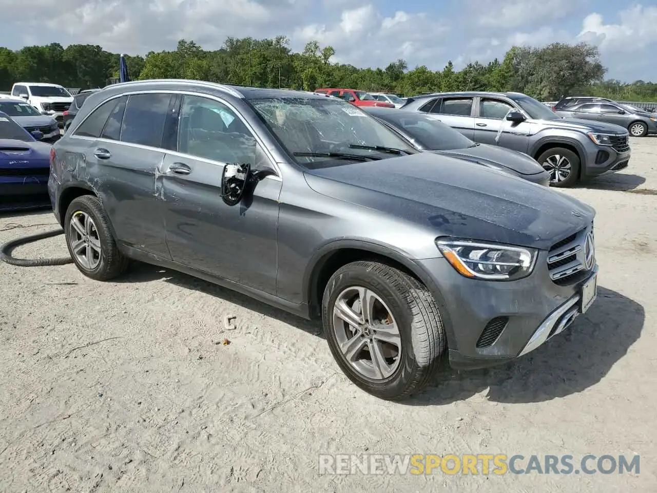 4 Photograph of a damaged car W1N0G8EBXLF767188 MERCEDES-BENZ GLC-CLASS 2020