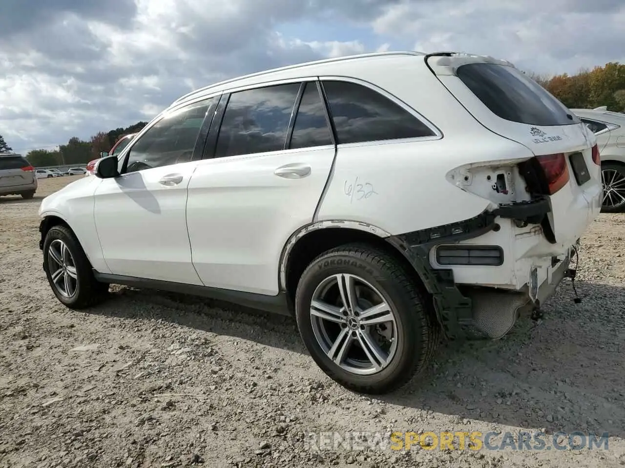 2 Фотография поврежденного автомобиля WDC0G8DB1LF718447 MERCEDES-BENZ GLC-CLASS 2020