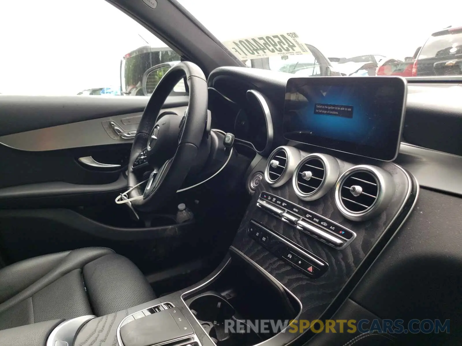 9 Photograph of a damaged car WDC0G8DB2LF693879 MERCEDES-BENZ GLC-CLASS 2020