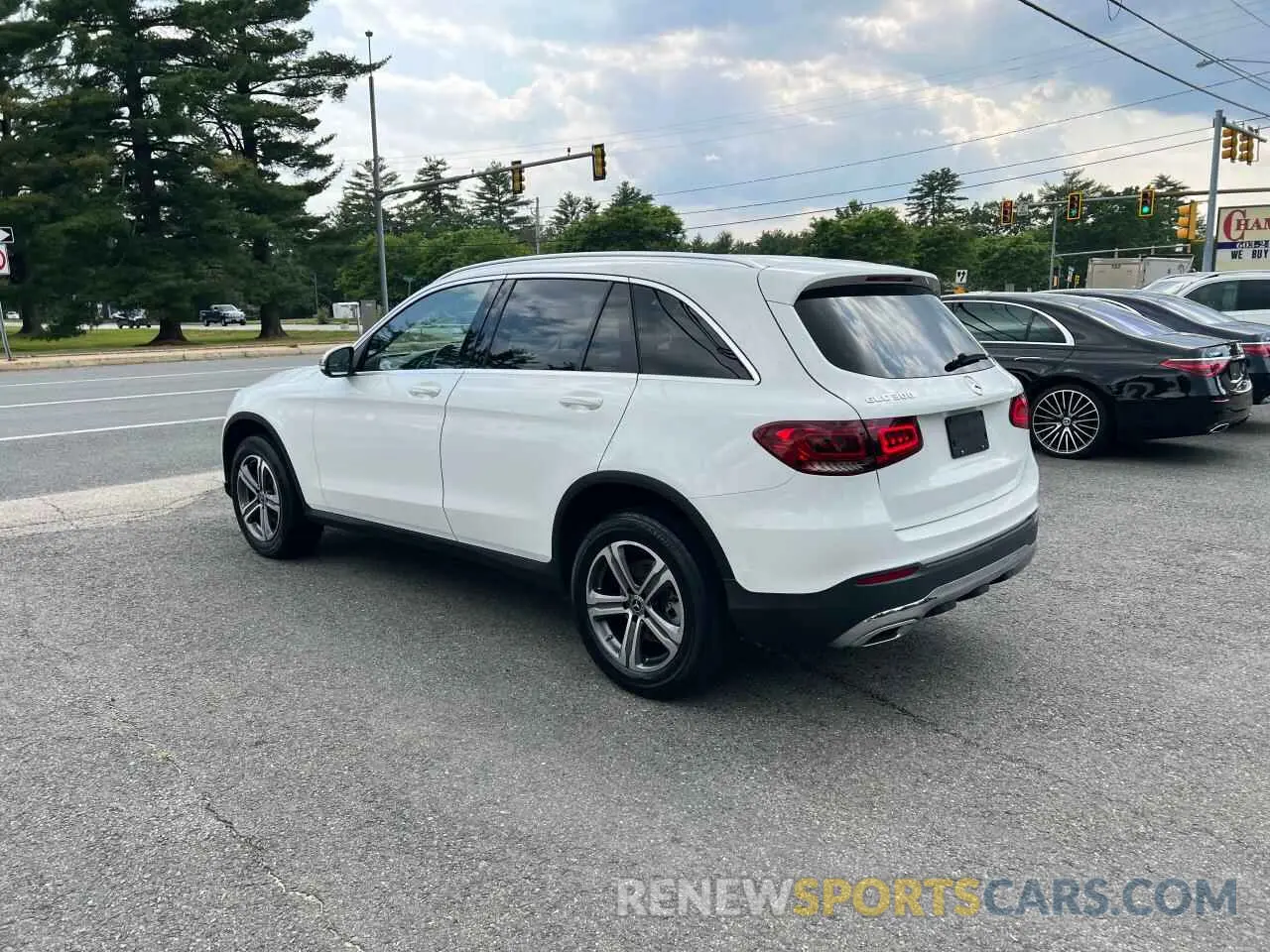 4 Photograph of a damaged car WDC0G8DB3LF732365 MERCEDES-BENZ GLC-CLASS 2020