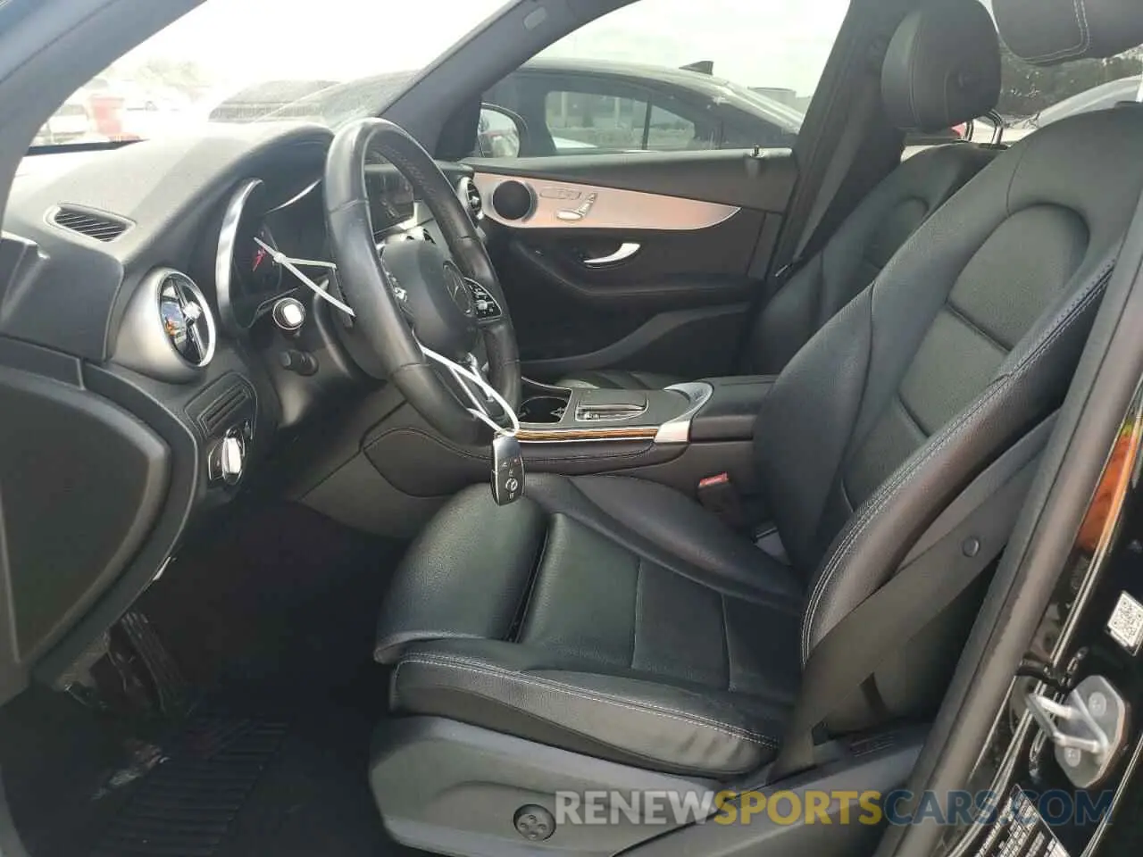 7 Photograph of a damaged car WDC0G8DB8LF726349 MERCEDES-BENZ GLC-CLASS 2020