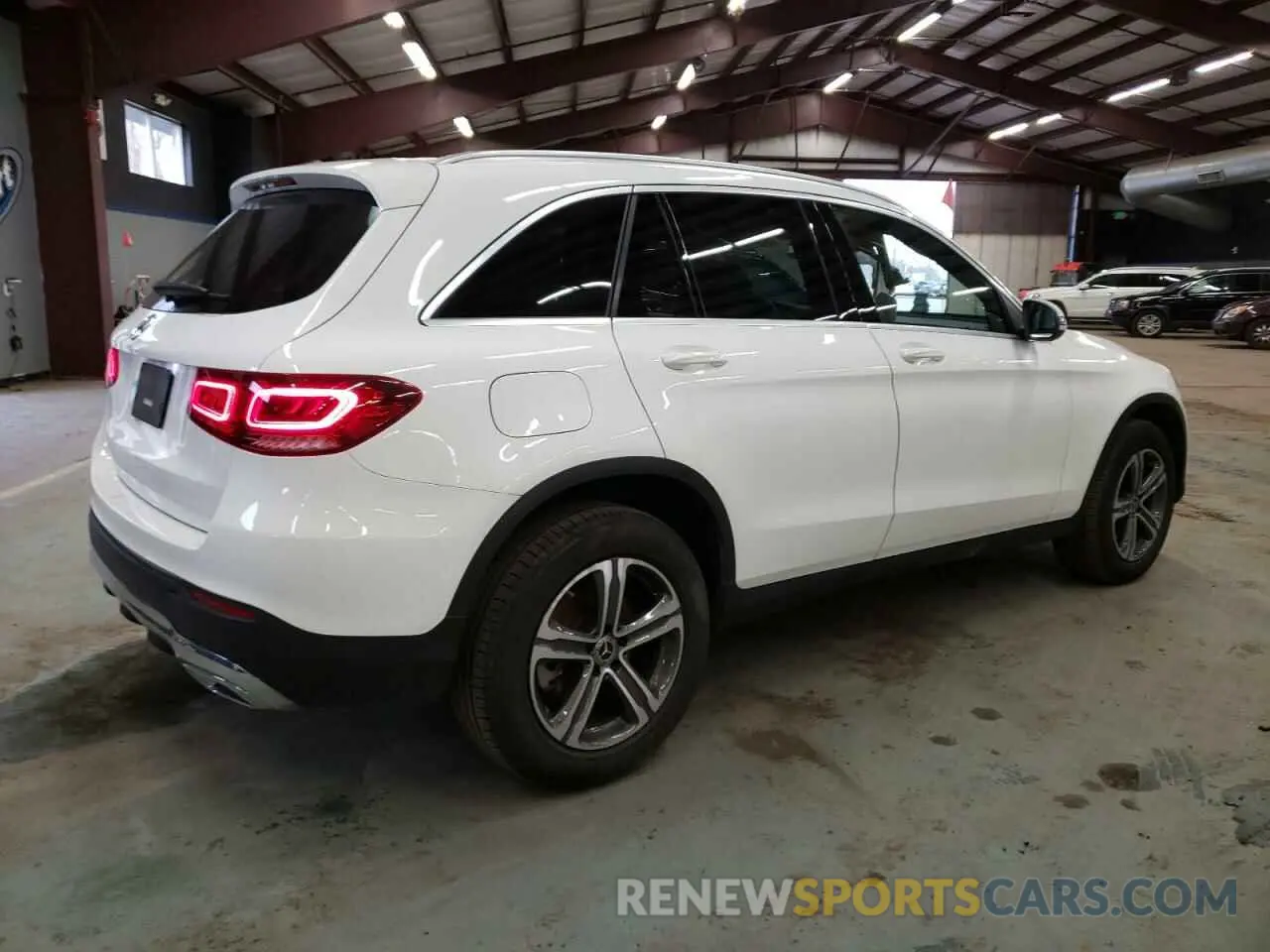 3 Photograph of a damaged car WDC0G8DB9LF725758 MERCEDES-BENZ GLC-CLASS 2020
