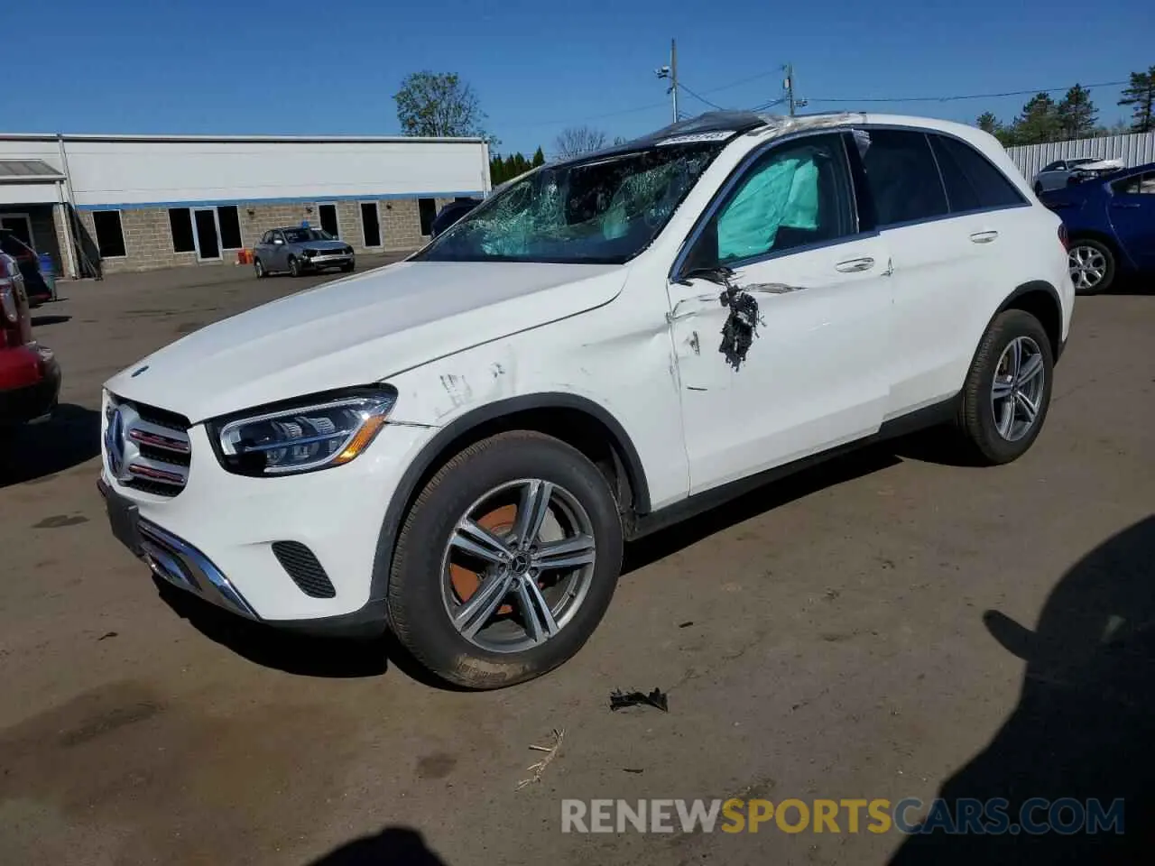 1 Фотография поврежденного автомобиля WDC0G8EB0LF715022 MERCEDES-BENZ GLC-CLASS 2020