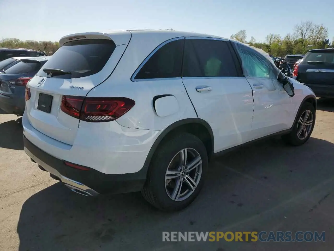 3 Фотография поврежденного автомобиля WDC0G8EB0LF715022 MERCEDES-BENZ GLC-CLASS 2020
