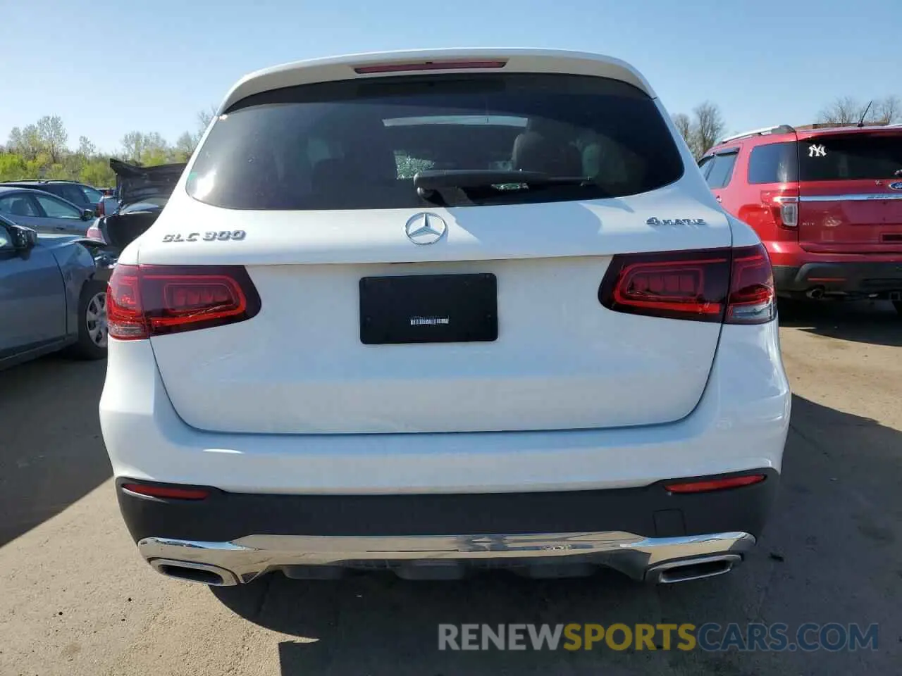 6 Фотография поврежденного автомобиля WDC0G8EB0LF715022 MERCEDES-BENZ GLC-CLASS 2020