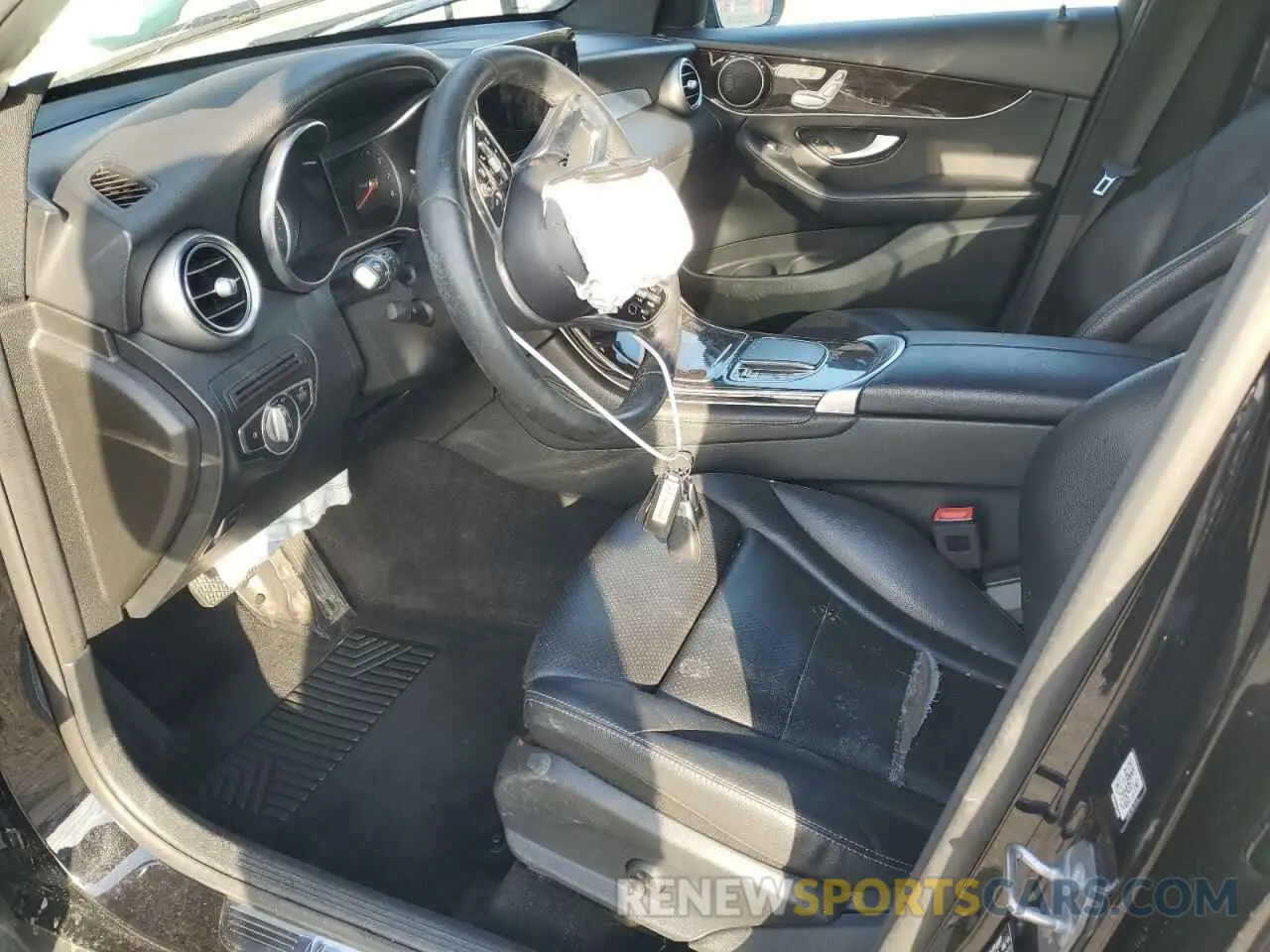 7 Фотография поврежденного автомобиля WDC0G8EB0LF717434 MERCEDES-BENZ GLC-CLASS 2020
