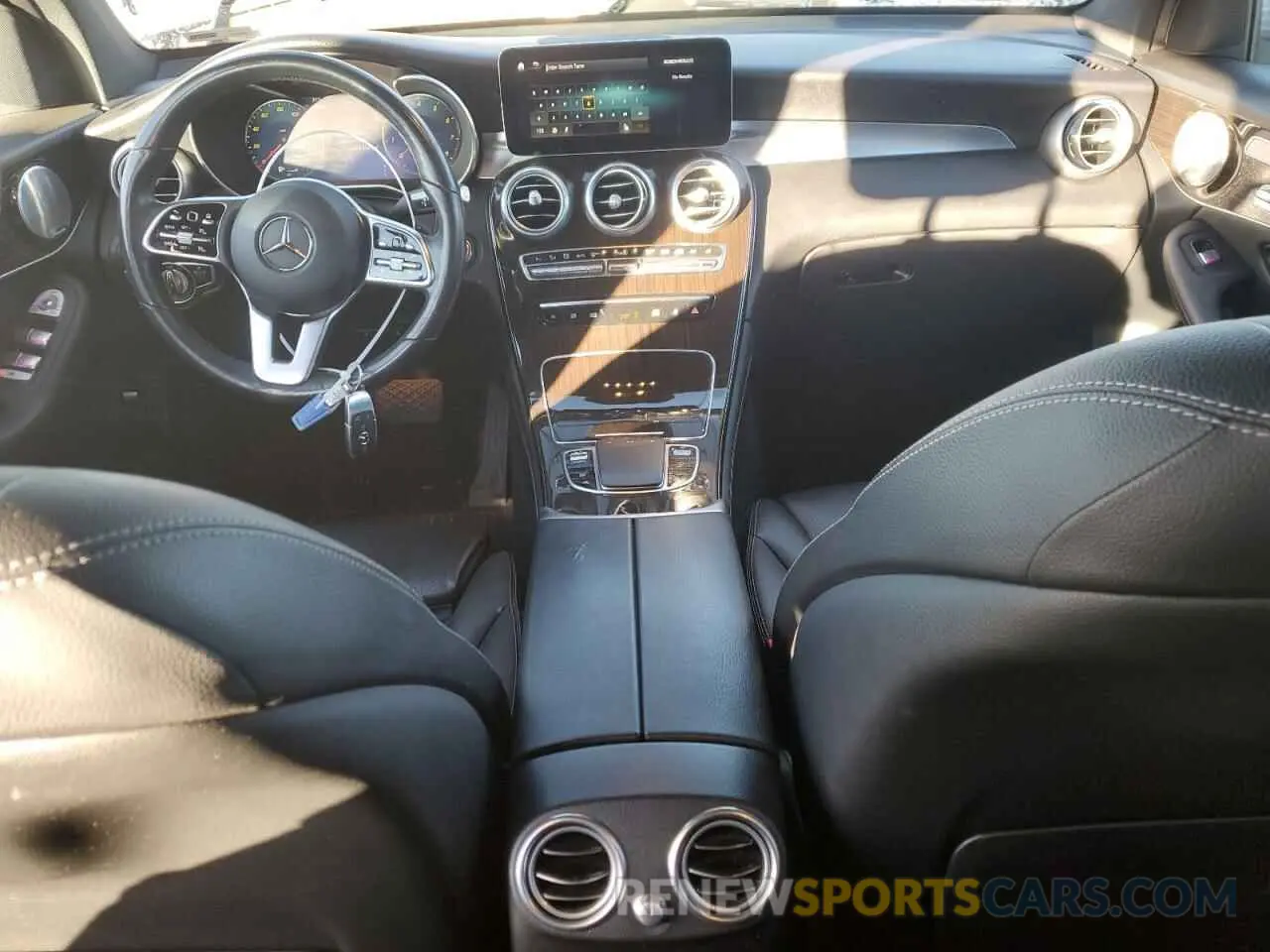 8 Фотография поврежденного автомобиля WDC0G8EB2LF676028 MERCEDES-BENZ GLC-CLASS 2020