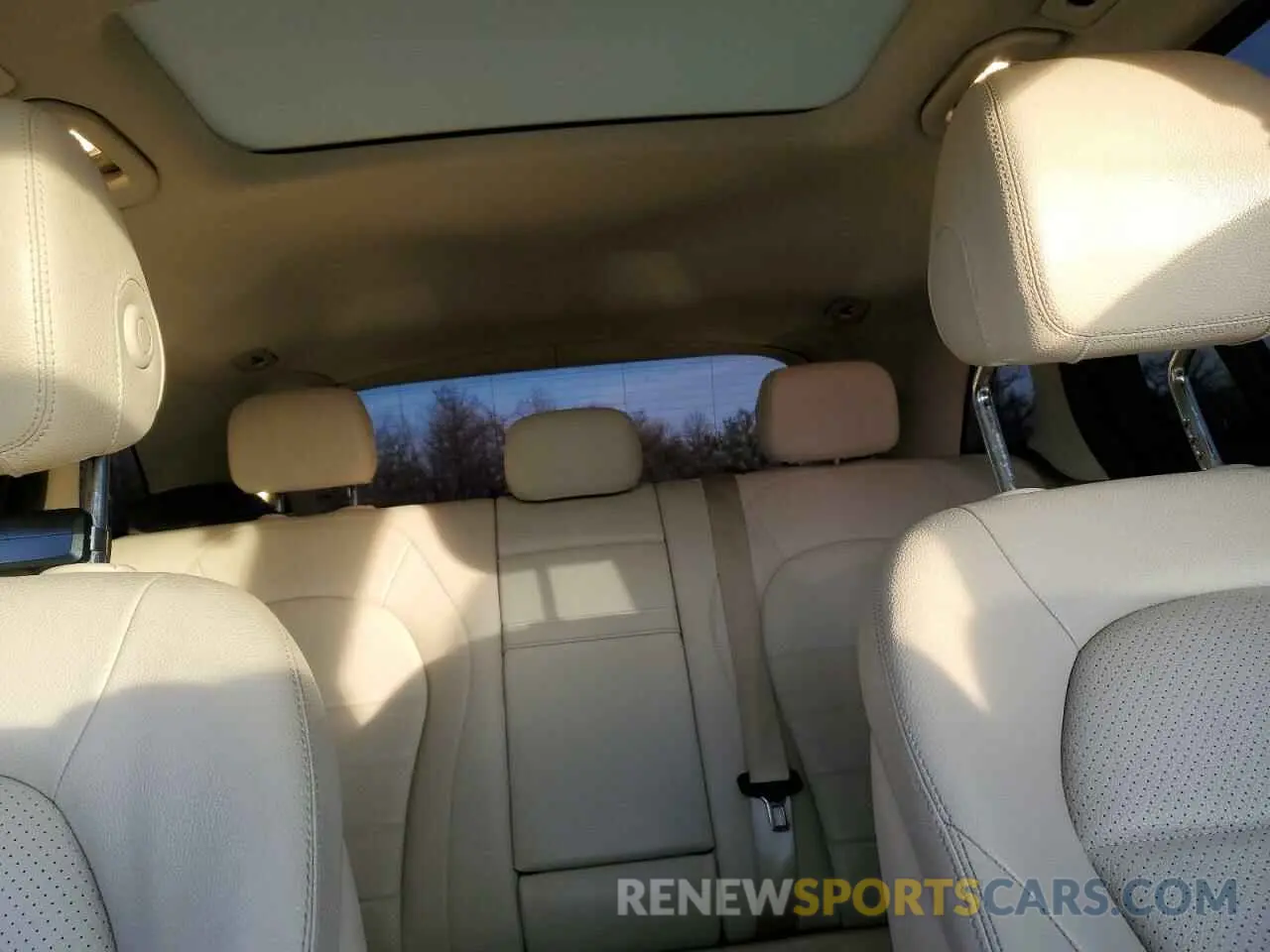 10 Фотография поврежденного автомобиля WDC0G8EB2LF726006 MERCEDES-BENZ GLC-CLASS 2020
