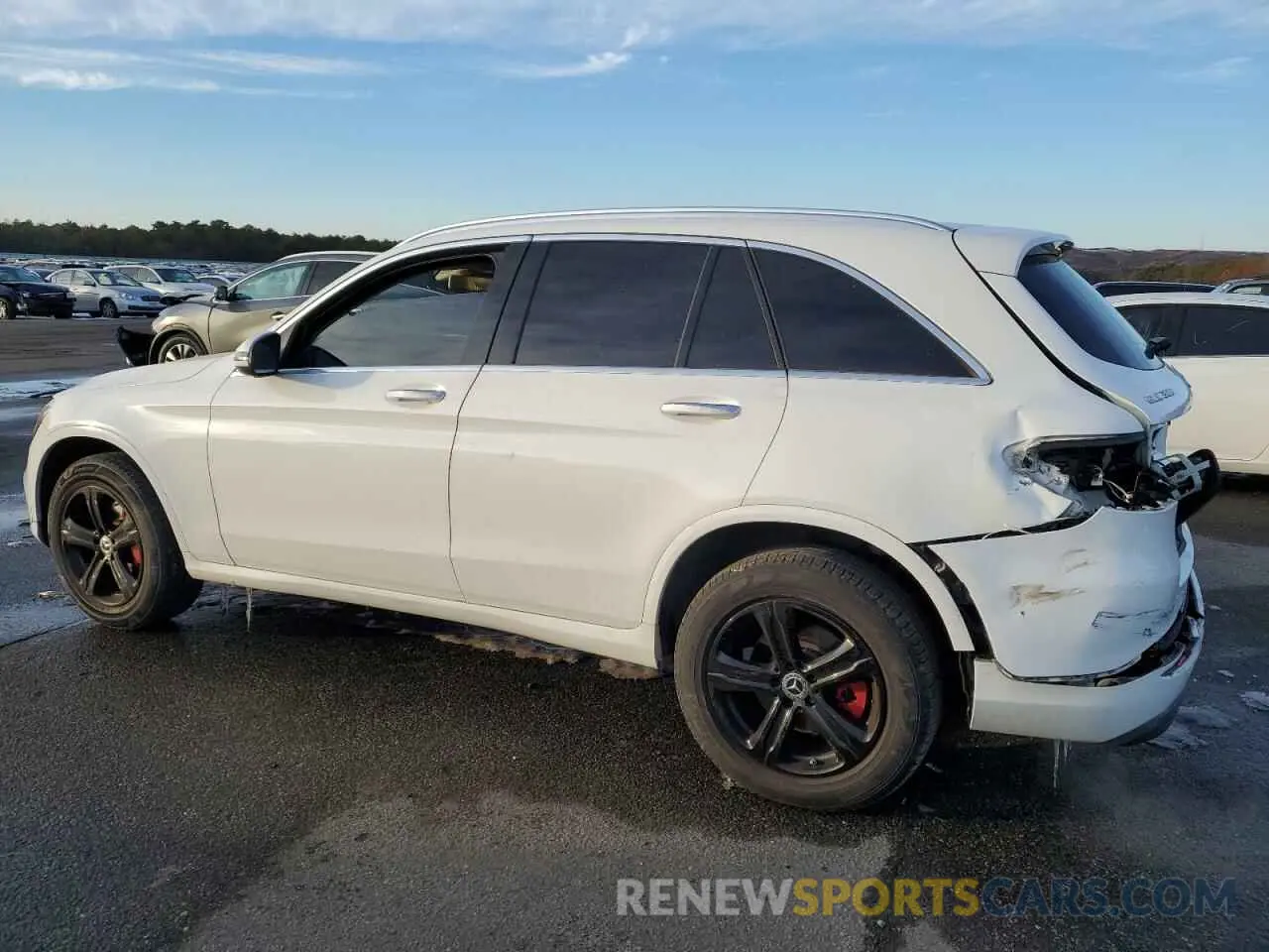 2 Фотография поврежденного автомобиля WDC0G8EB2LF726006 MERCEDES-BENZ GLC-CLASS 2020