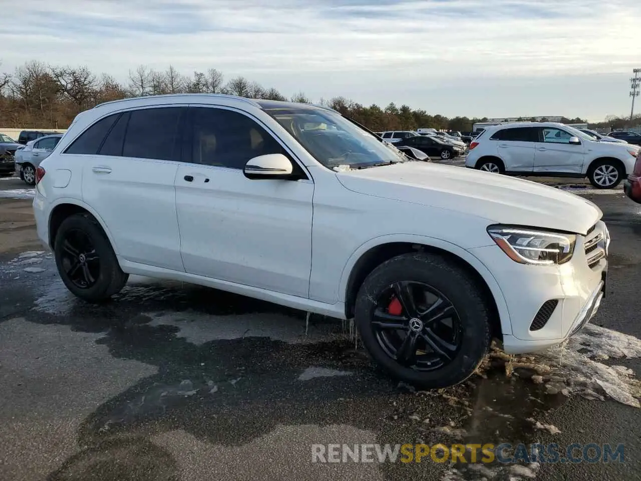 4 Фотография поврежденного автомобиля WDC0G8EB2LF726006 MERCEDES-BENZ GLC-CLASS 2020