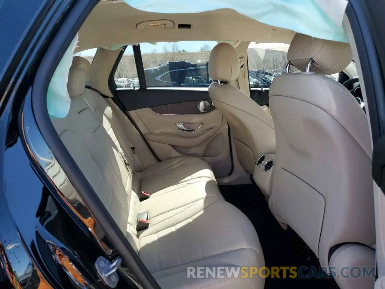 11 Фотография поврежденного автомобиля WDC0G8EB2LF728242 MERCEDES-BENZ GLC-CLASS 2020