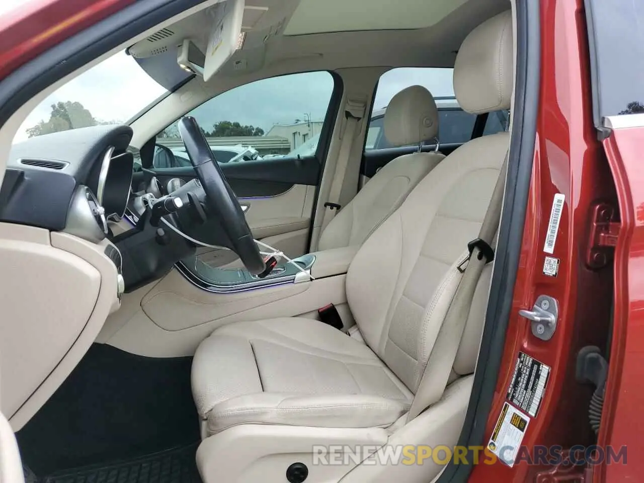 7 Фотография поврежденного автомобиля WDC0G8EB2LF742349 MERCEDES-BENZ GLC-CLASS 2020