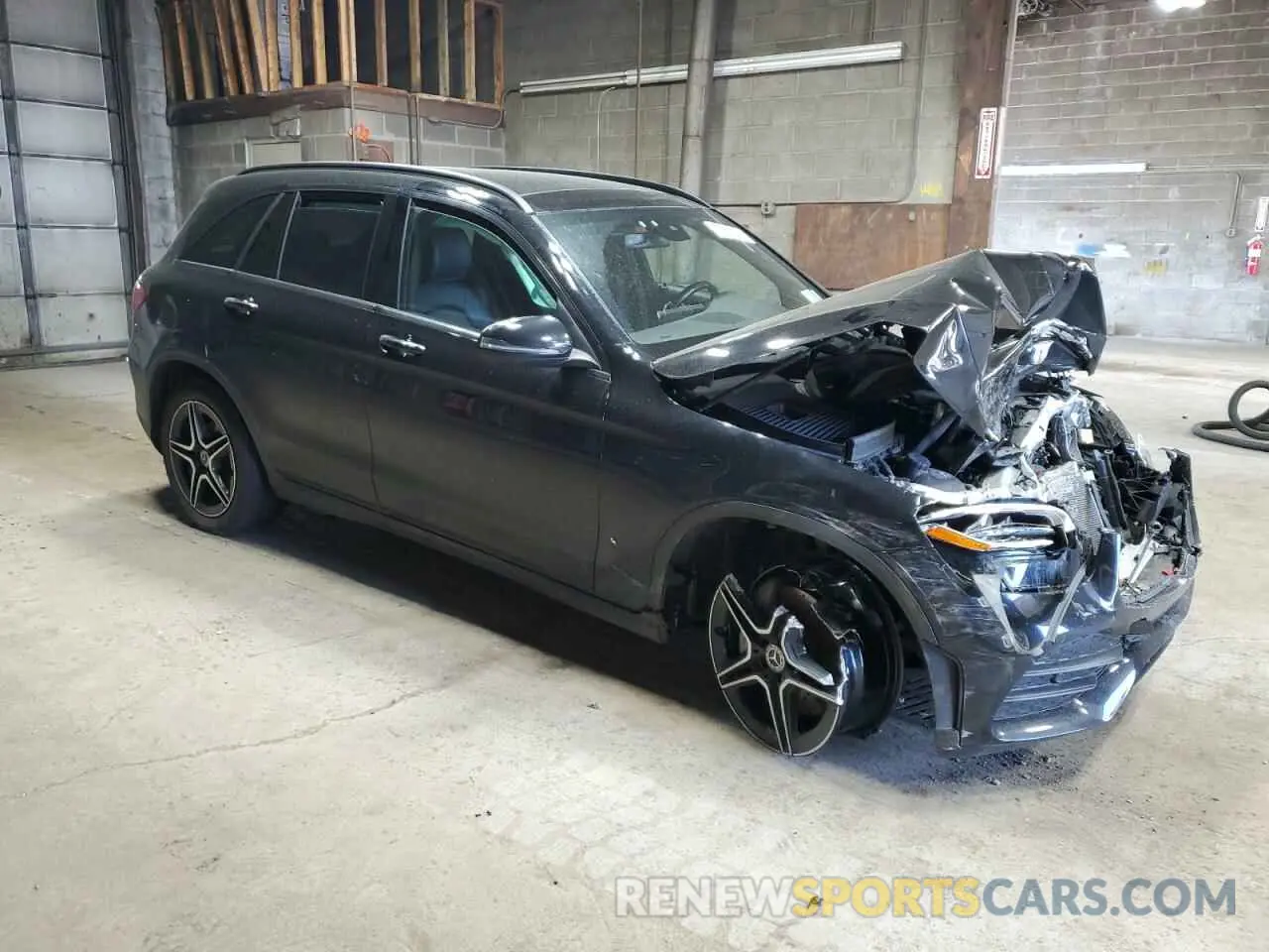 4 Photograph of a damaged car WDC0G8EB4LF724189 MERCEDES-BENZ GLC-CLASS 2020