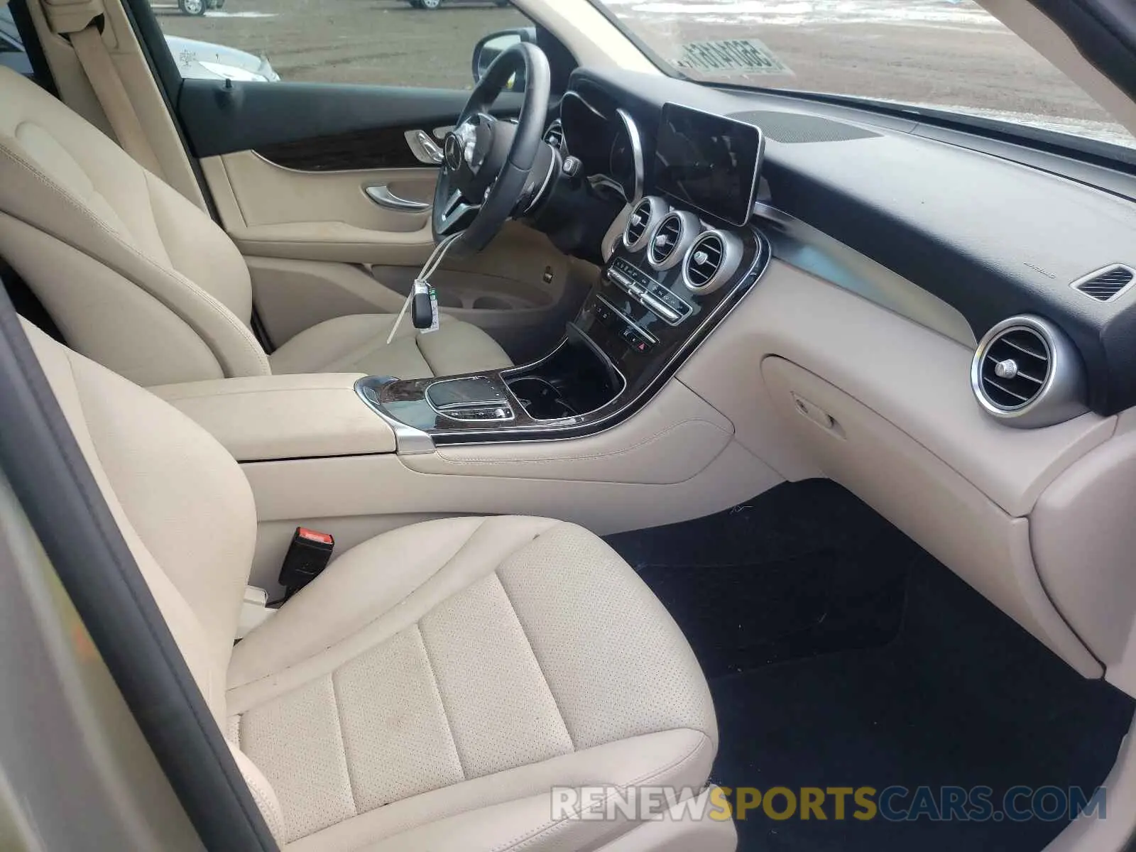 5 Photograph of a damaged car WDC0G8EB5LF744712 MERCEDES-BENZ GLC-CLASS 2020