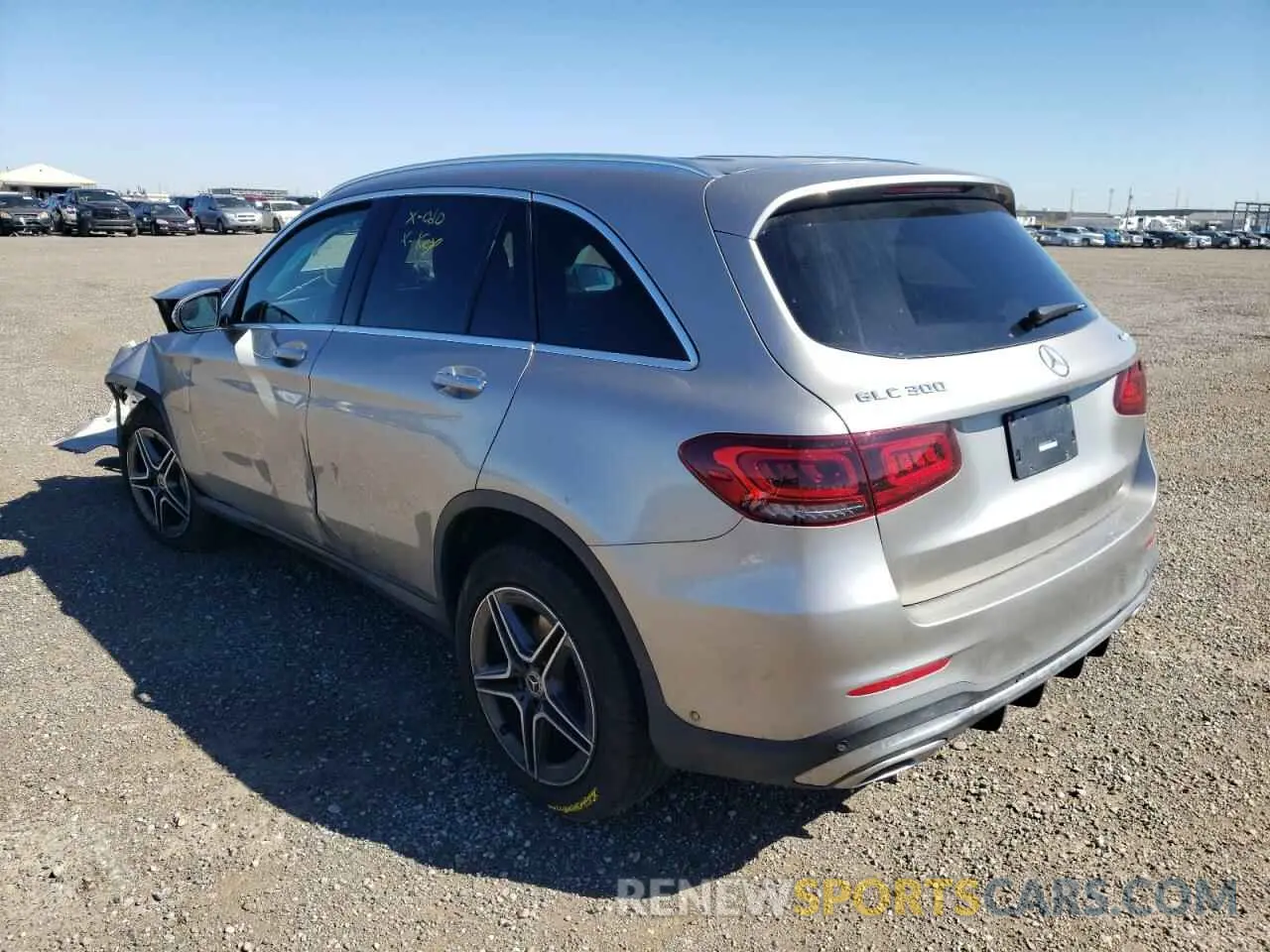 3 Фотография поврежденного автомобиля WDC0G8EB8LV201750 MERCEDES-BENZ GLC-CLASS 2020