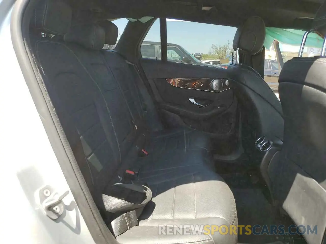 11 Photograph of a damaged car WDC0G8EB9LF676592 MERCEDES-BENZ GLC-CLASS 2020
