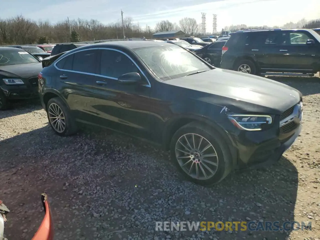 4 Photograph of a damaged car WDC0J8EB5LF674579 MERCEDES-BENZ GLC-CLASS 2020