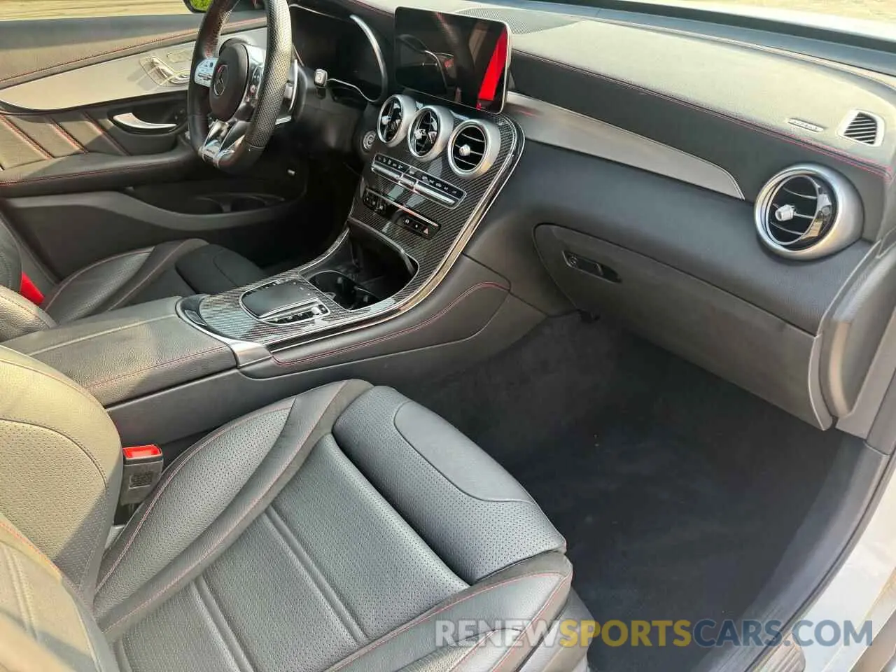5 Photograph of a damaged car W1N0G6EB6MF889066 MERCEDES-BENZ GLC-CLASS 2021